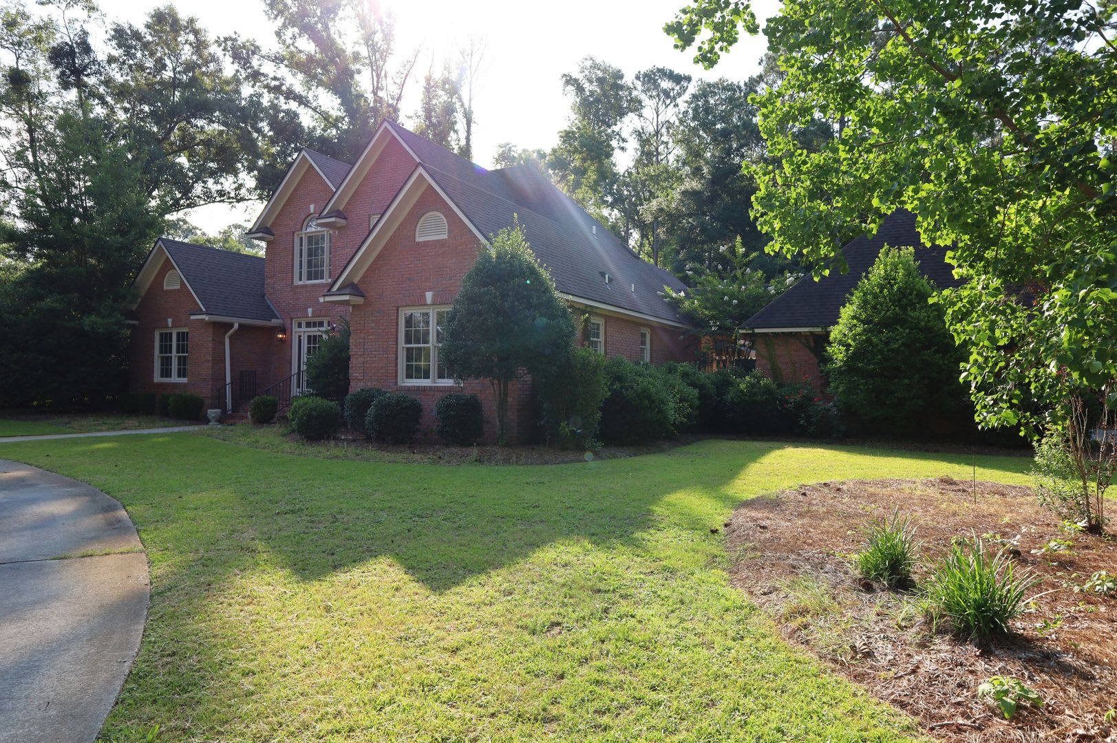 1054 Ridge Road – photo 2