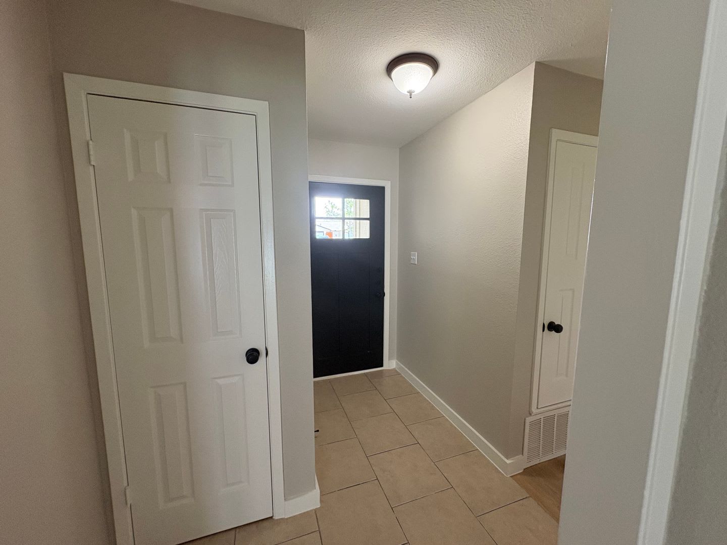Great Round Rock with Great Floor Plan – photo 2
