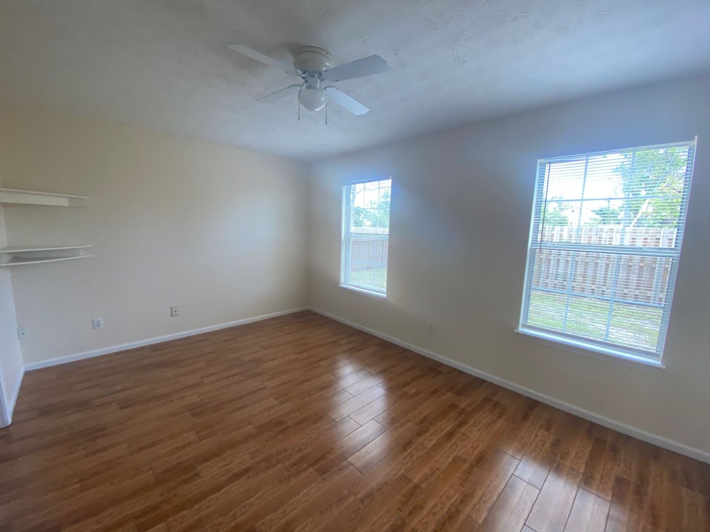 Cozy 3Bed 2Ba Home On A Quiet Cul De Sac Conveniently Located To Dining Shopping Tyndall Afb Military Special – photo 3