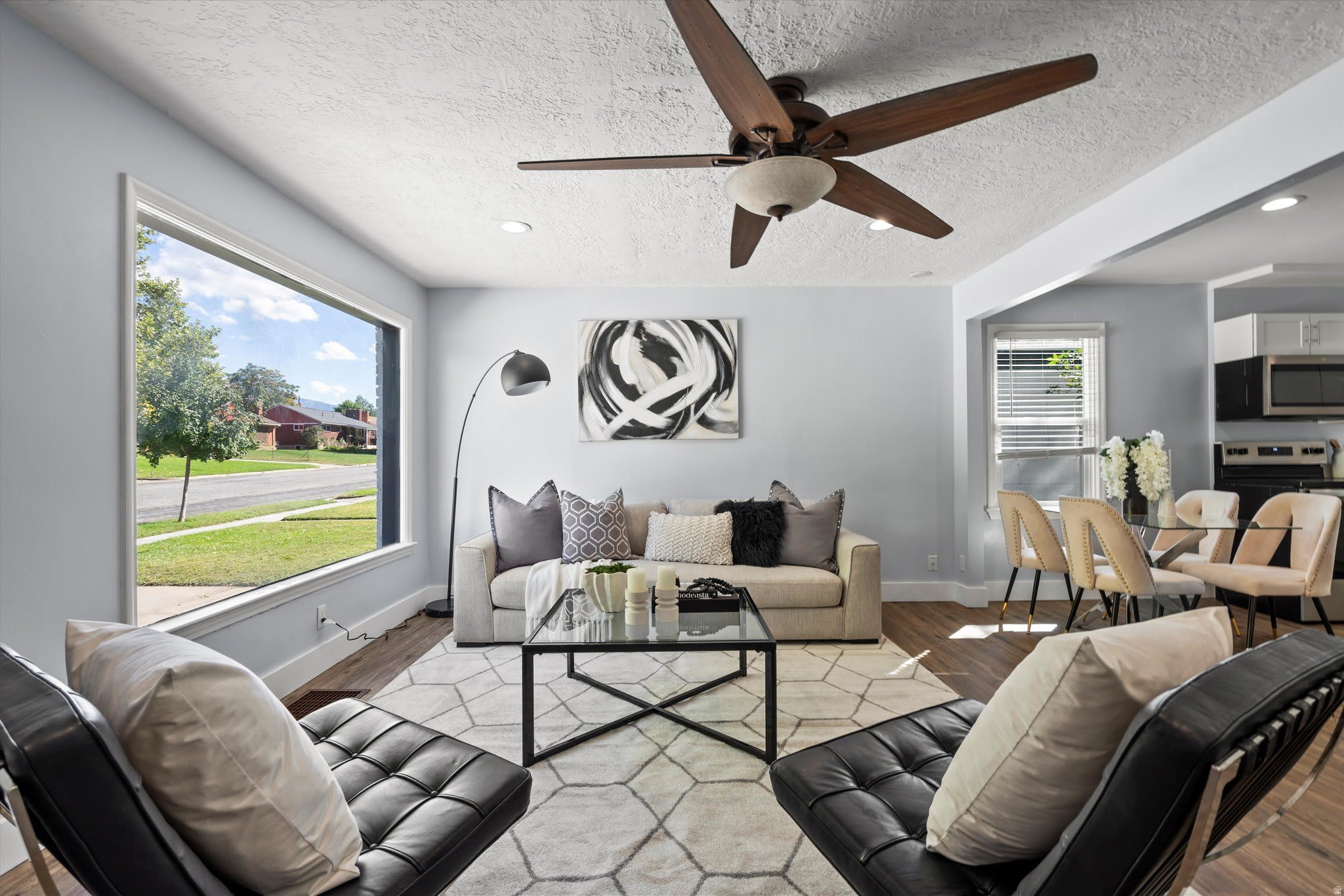 3323 JACKSON Ave – photo 4