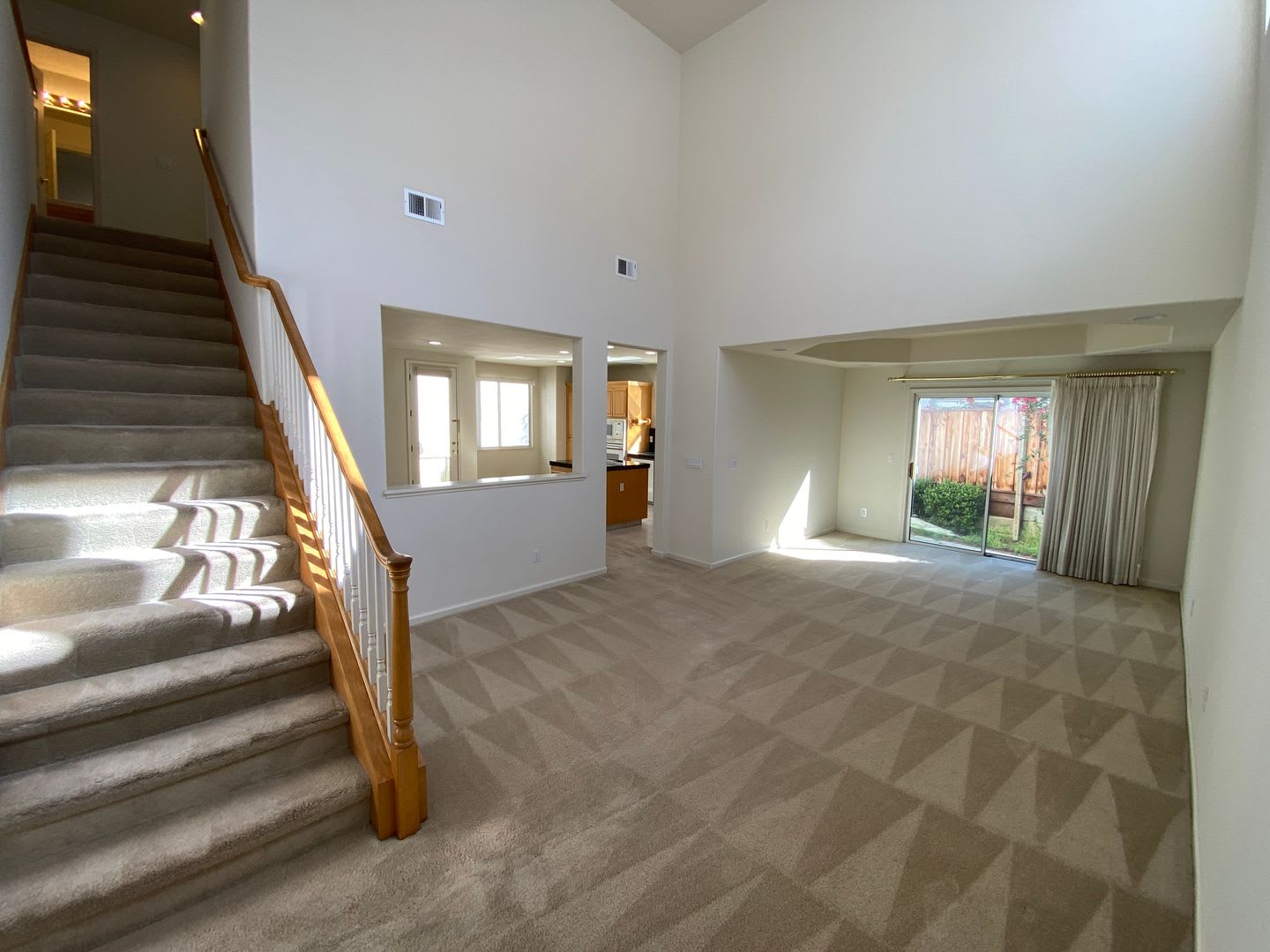 CUPERTINO – photo 4