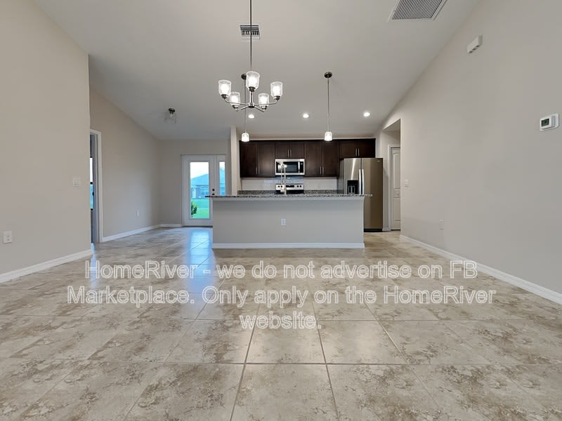1730 NW 6th Pl – photo 3