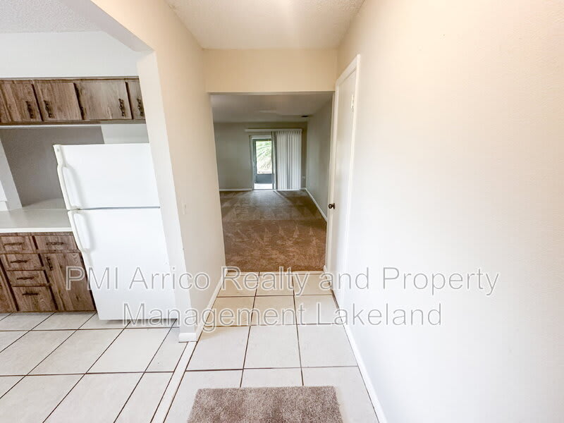 585 N Scenic Hwy – photo 2