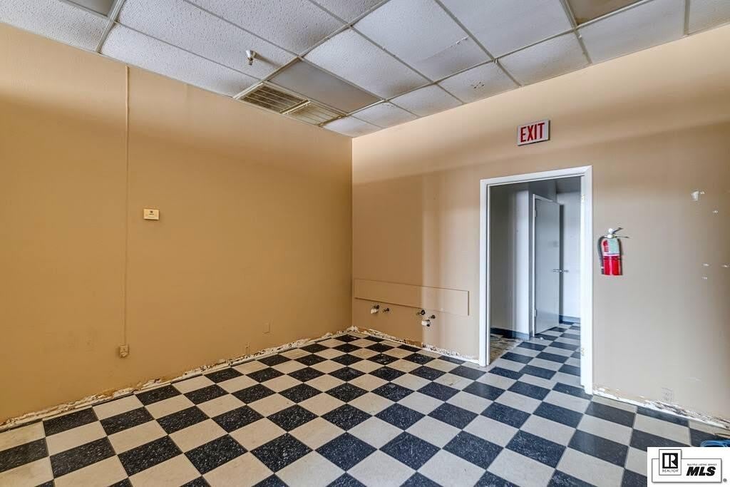 2041 E MADISON AVENUE – photo 4