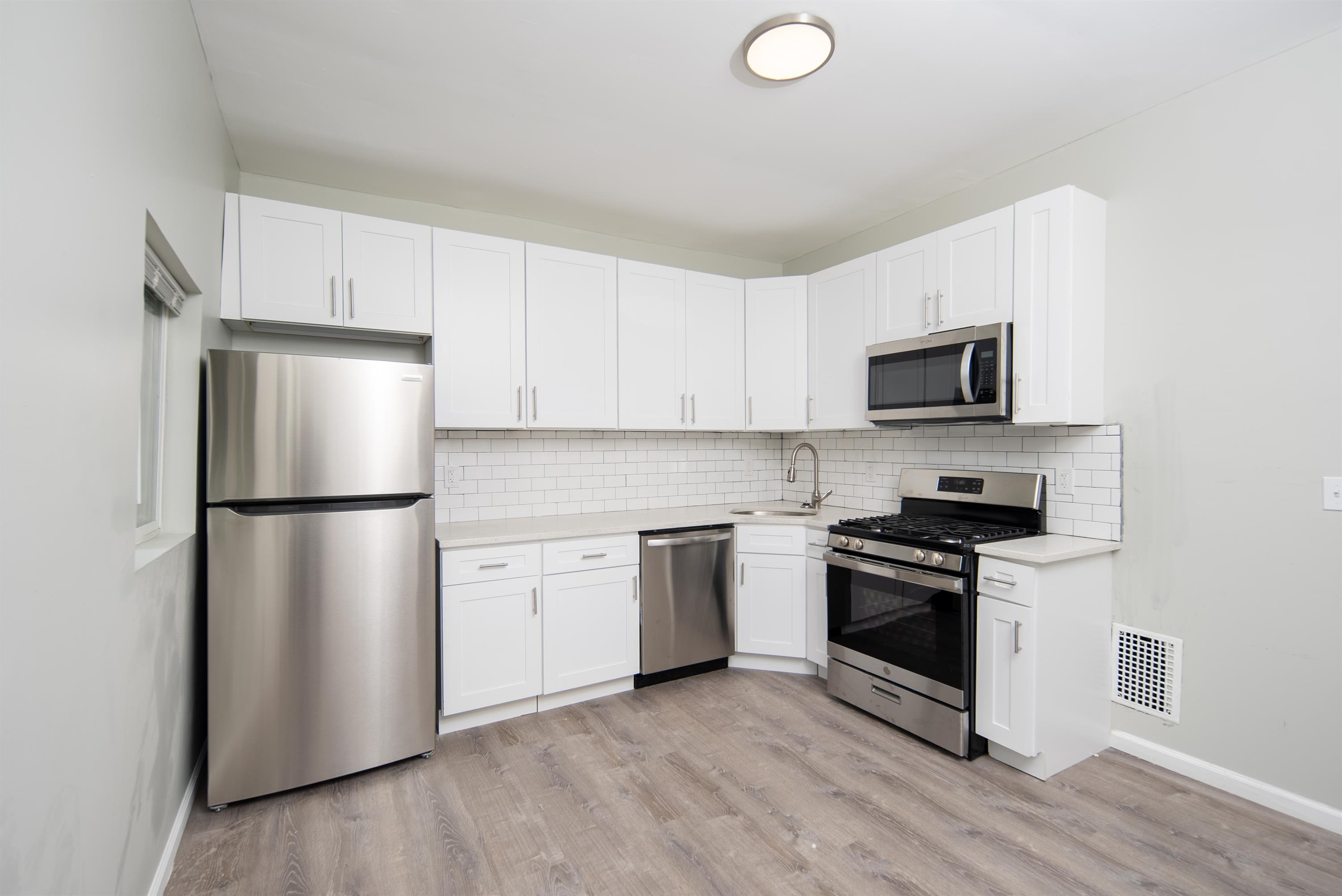 2326 15th St – photo 2