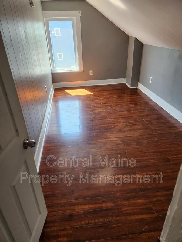 182 Blake Street – photo 3