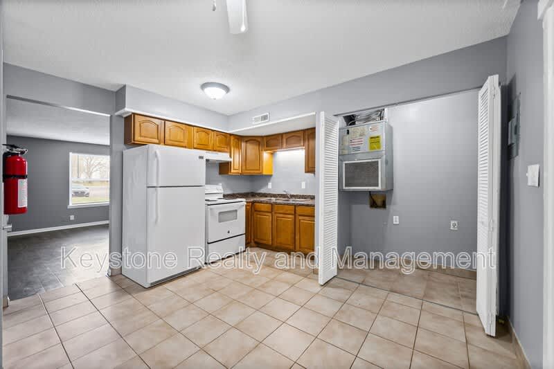 1269 Stateline Road – photo 4