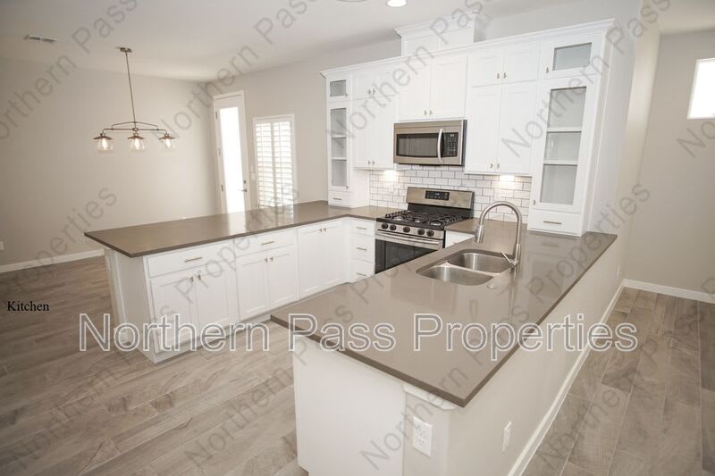 2053 William Caples – photo 2