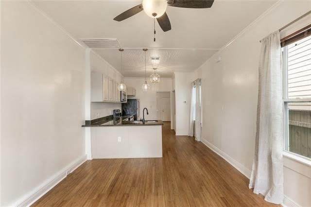 517 GENERAL TAYLOR Street – photo 2