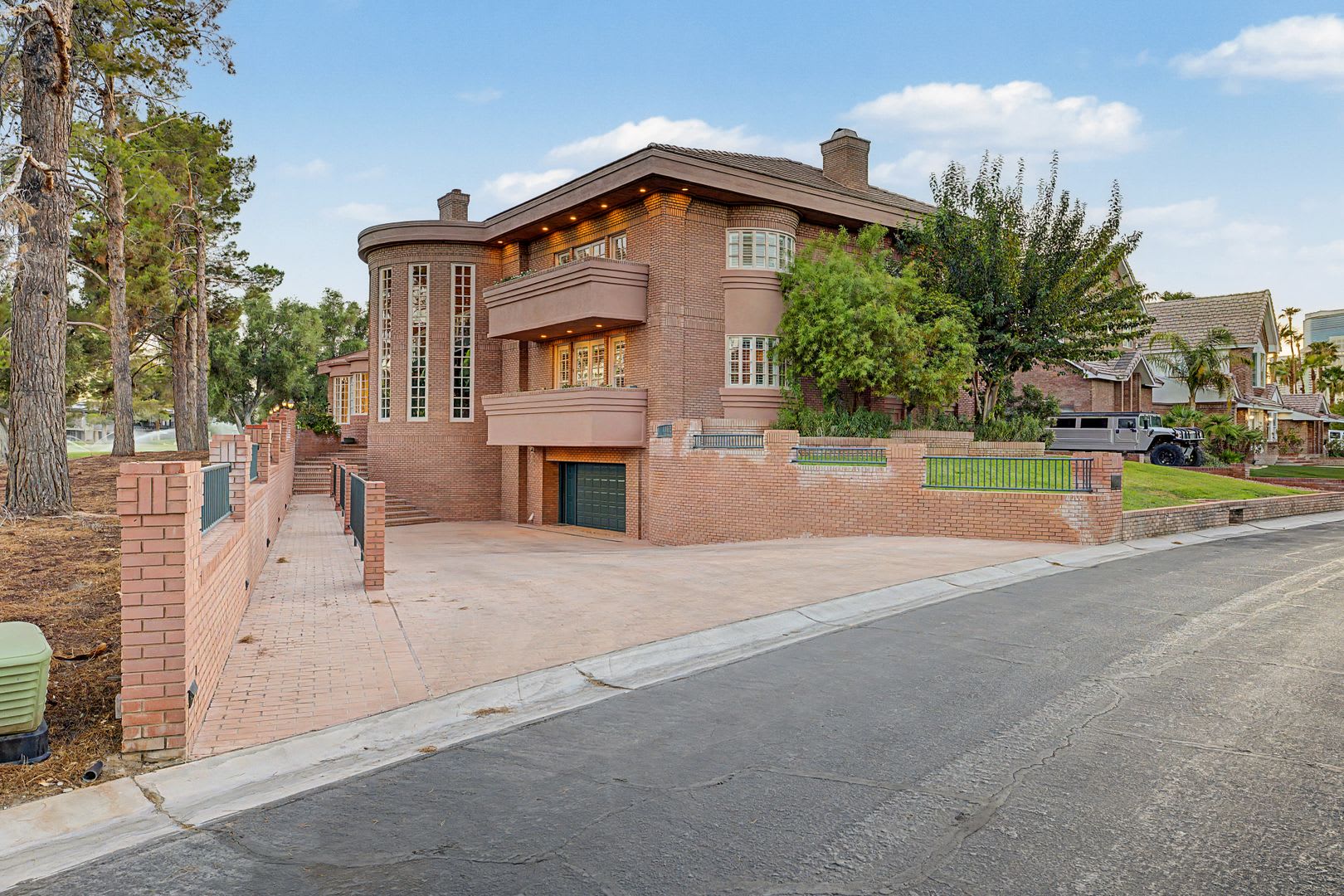 1105 BROADMOOR – photo 1
