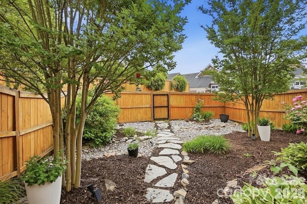 19512 Topgallant Drive – photo 3