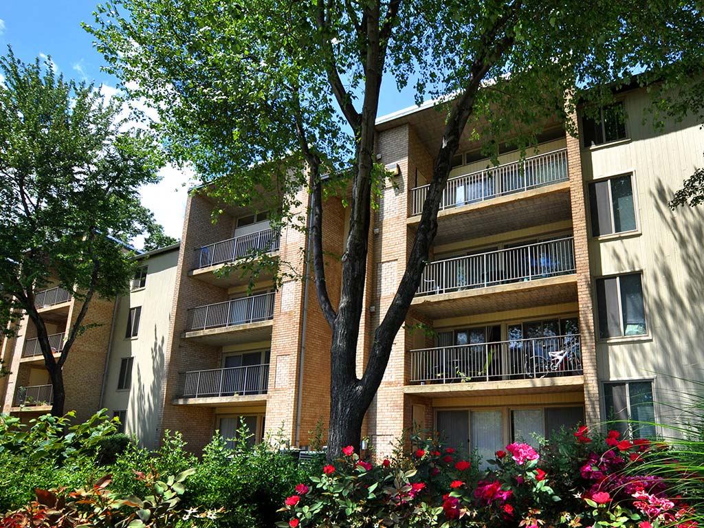 Tysons Glen and Devonshire Square Apartments & Townhomes – photo 5