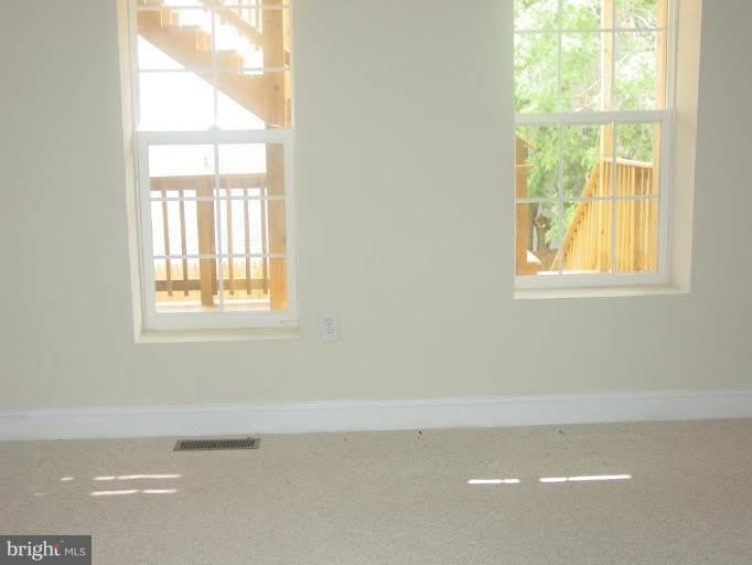 13 S Street NE – photo 4