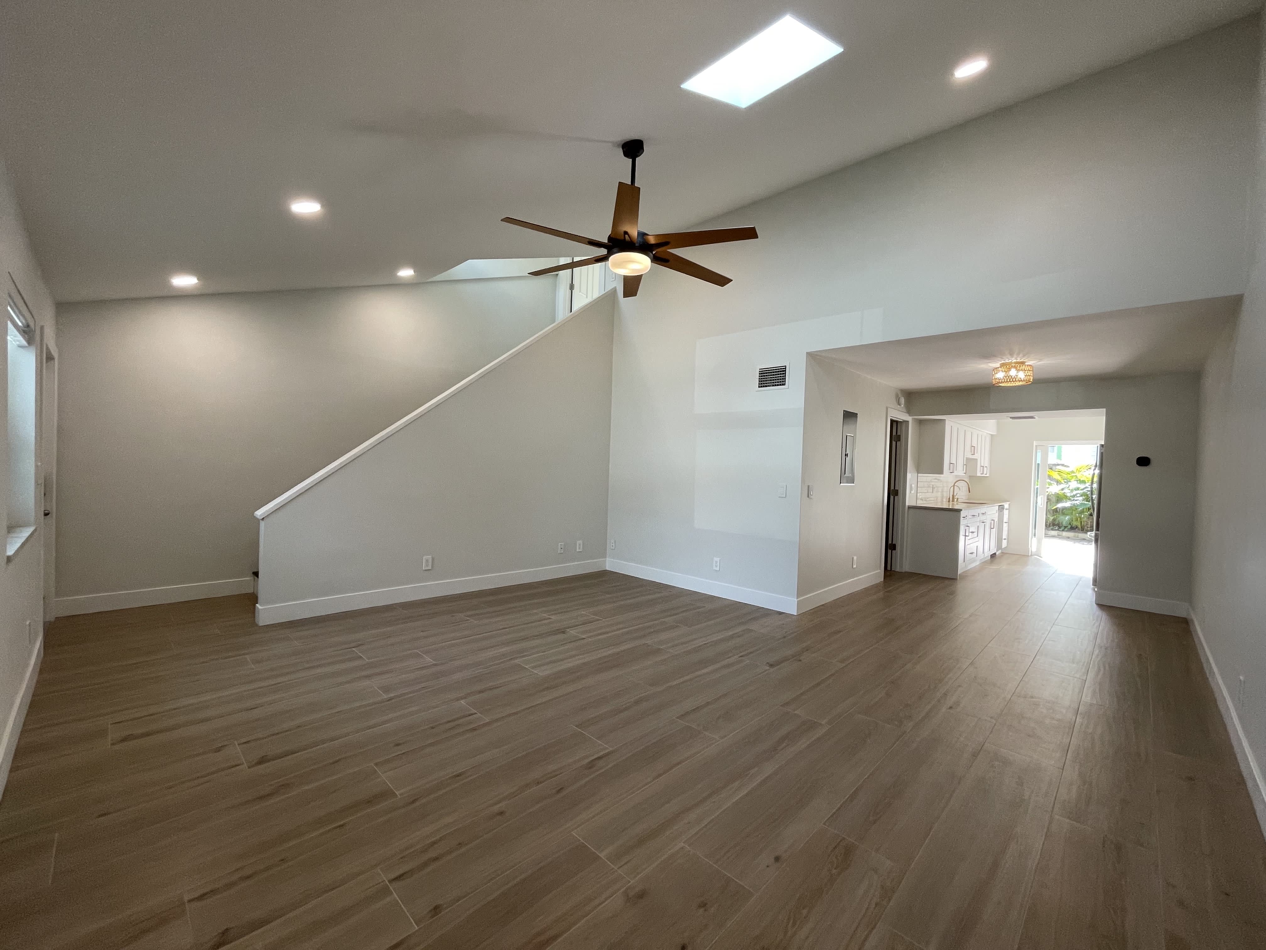340 South Orlando Avenue – photo 1