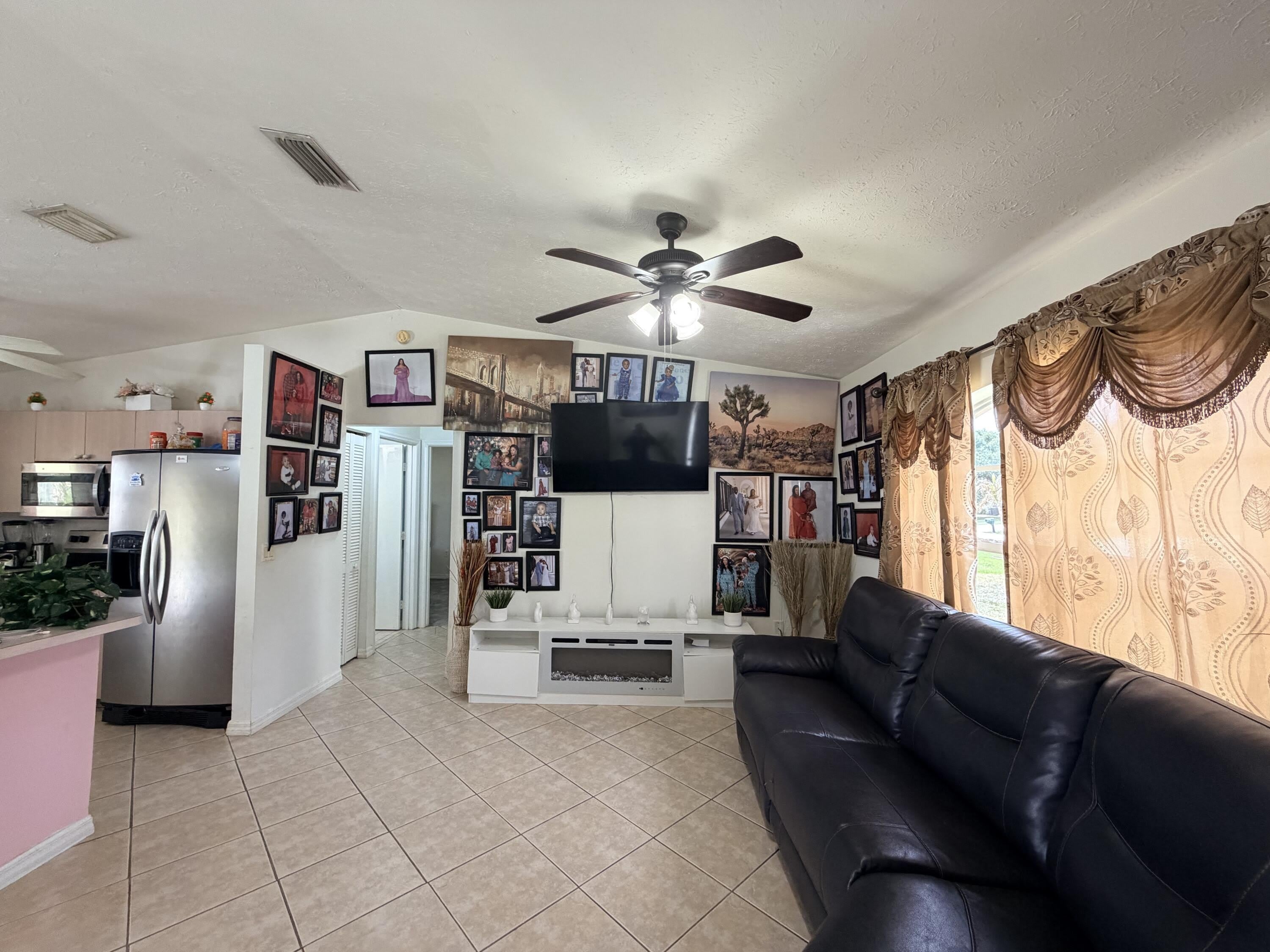 1342 SW Wampler Avenue – photo 3