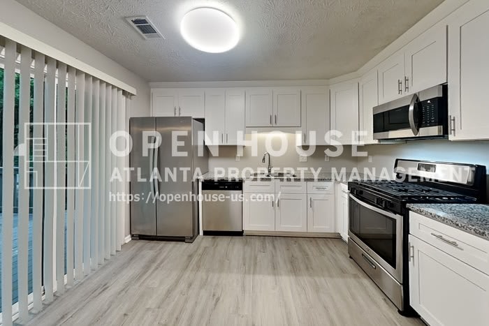 4841 Chapelle Court – photo 4