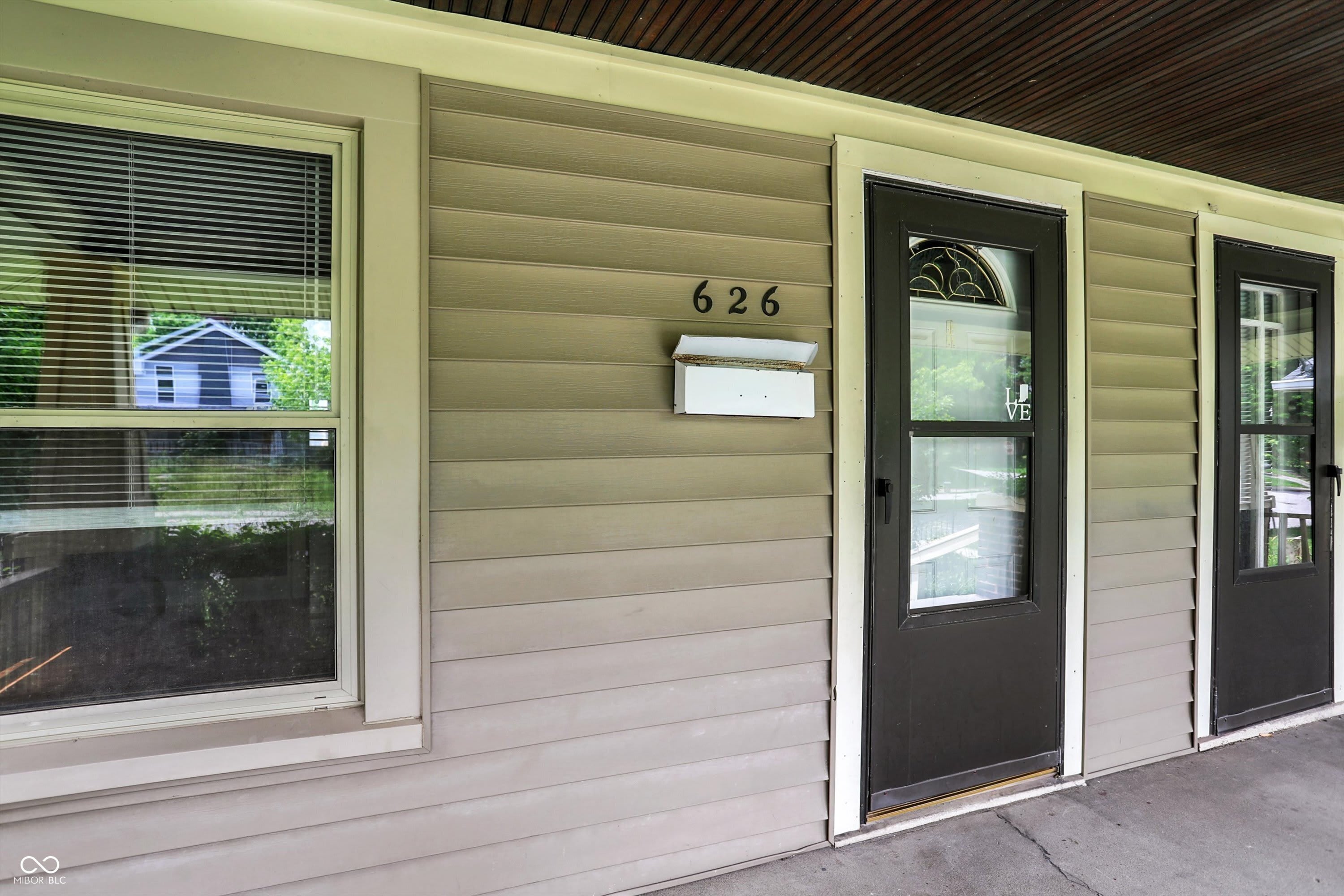 626 N Riley Avenue – photo 4