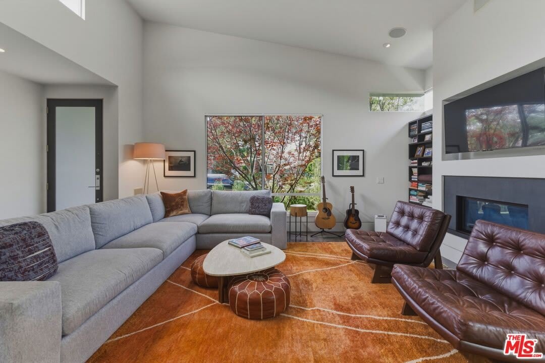 12706 Stanwood Dr – photo 3