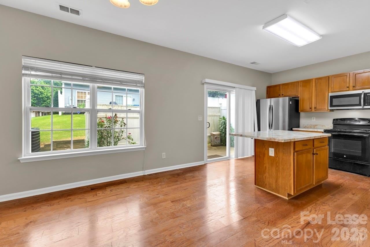 10350 Stineway Court – photo 4