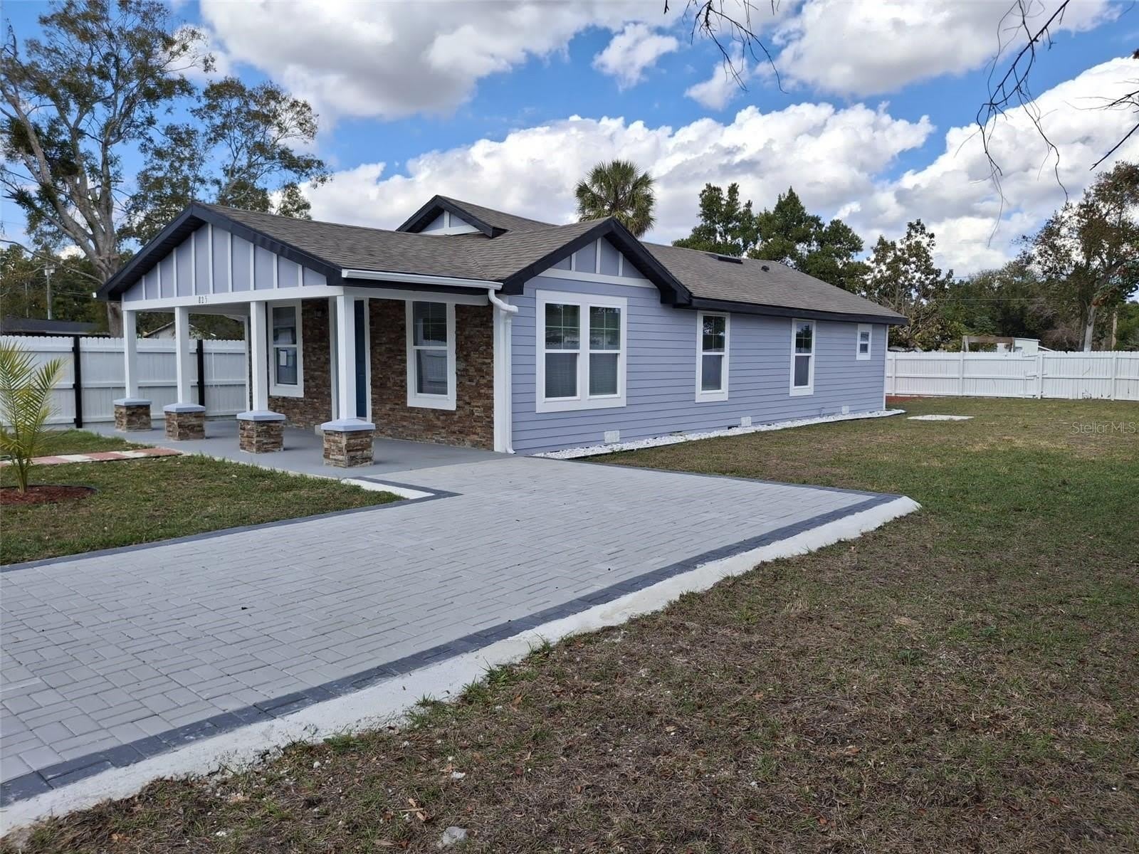 825 3Rd Street – photo 3