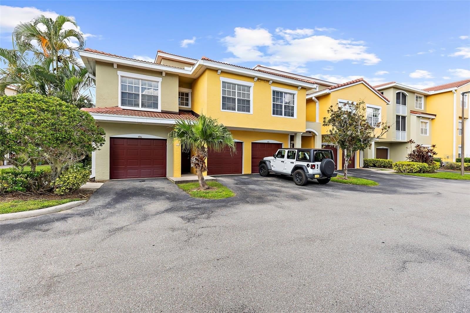 5601 BENTGRASS Drive – photo 3