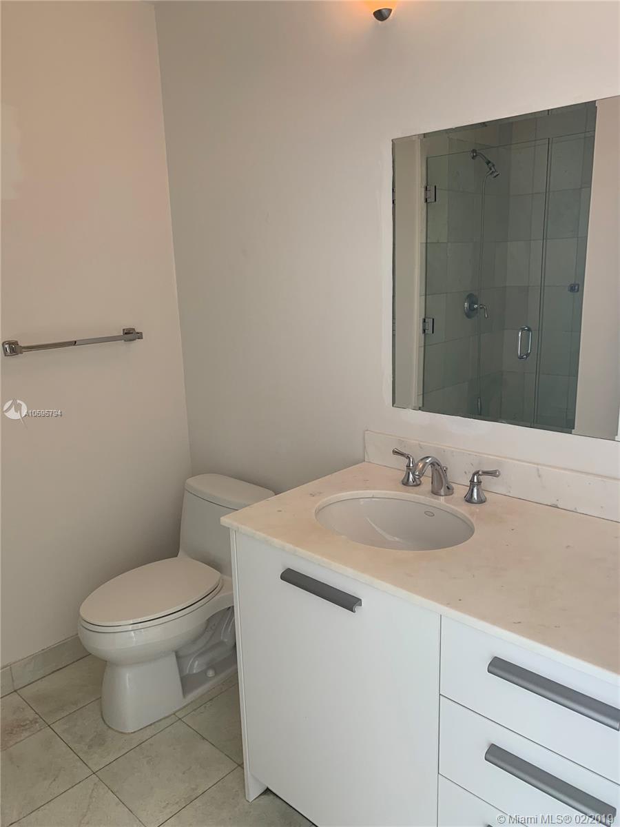 1060 Brickell Avenue – photo 4
