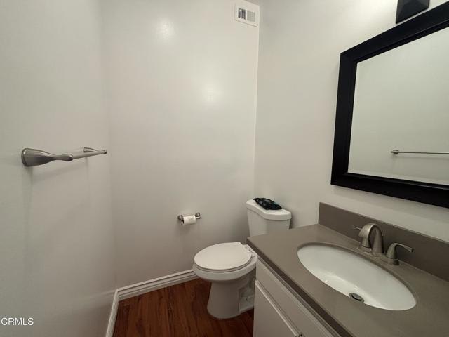 3200 Fairesta Street – photo 4