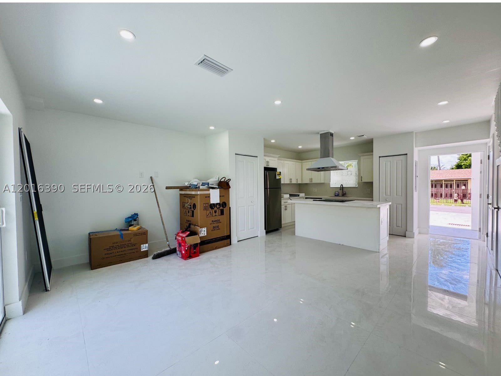 8005 Nw 14Th Ct – photo 5