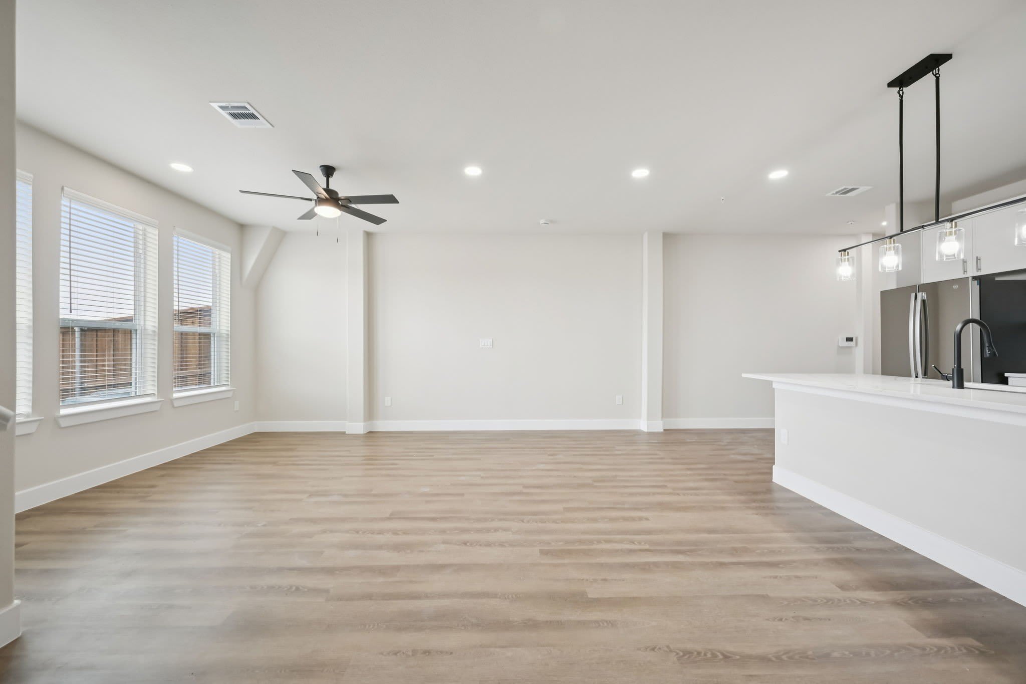 3438 Taas Drive – photo 3