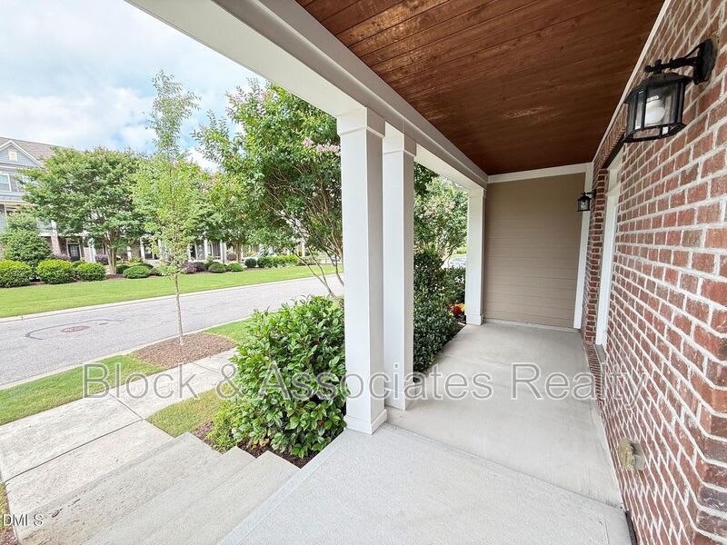 537 Austin View Blvd – photo 3