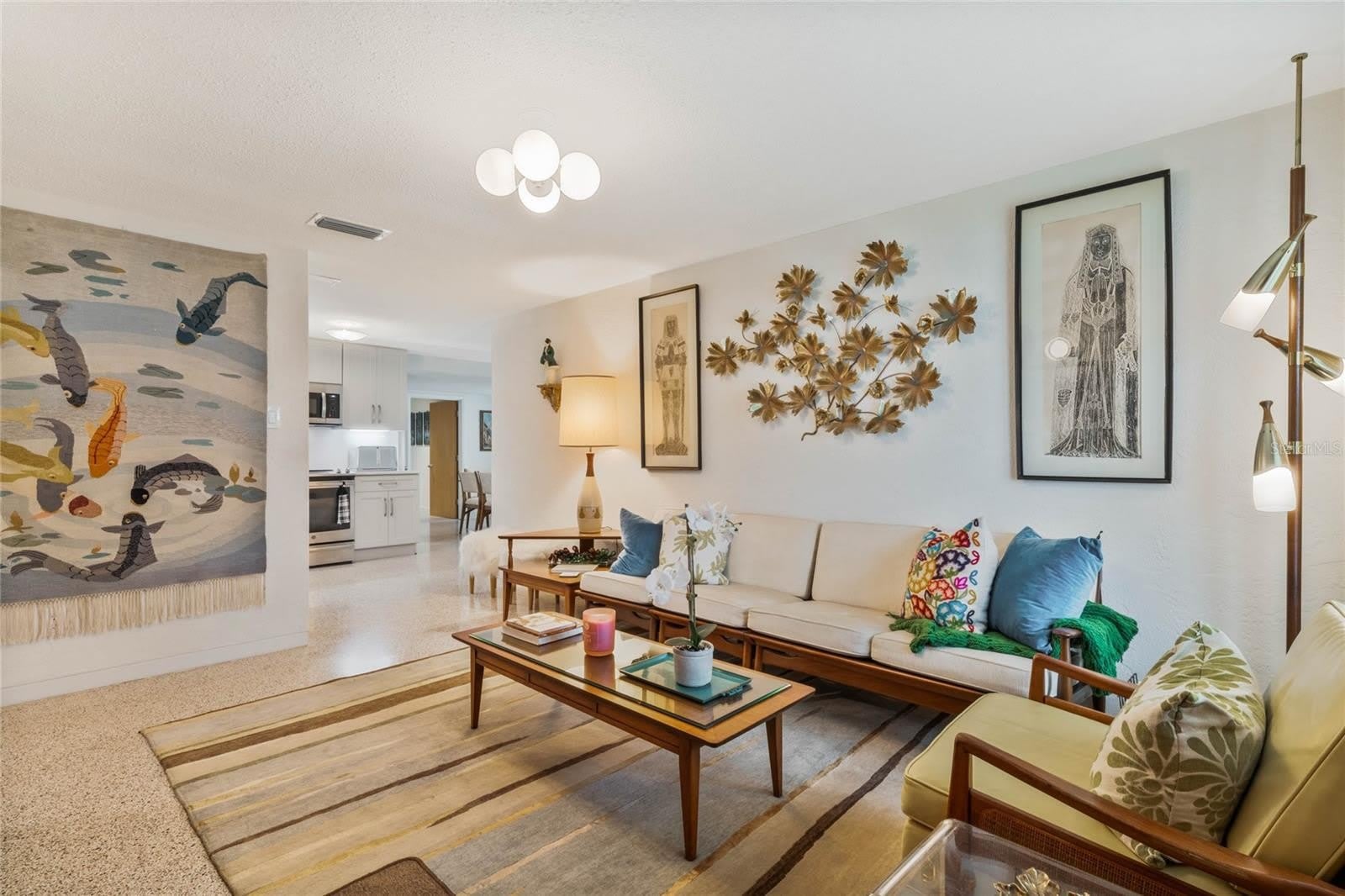 809 E 15Th Avenue – photo 4