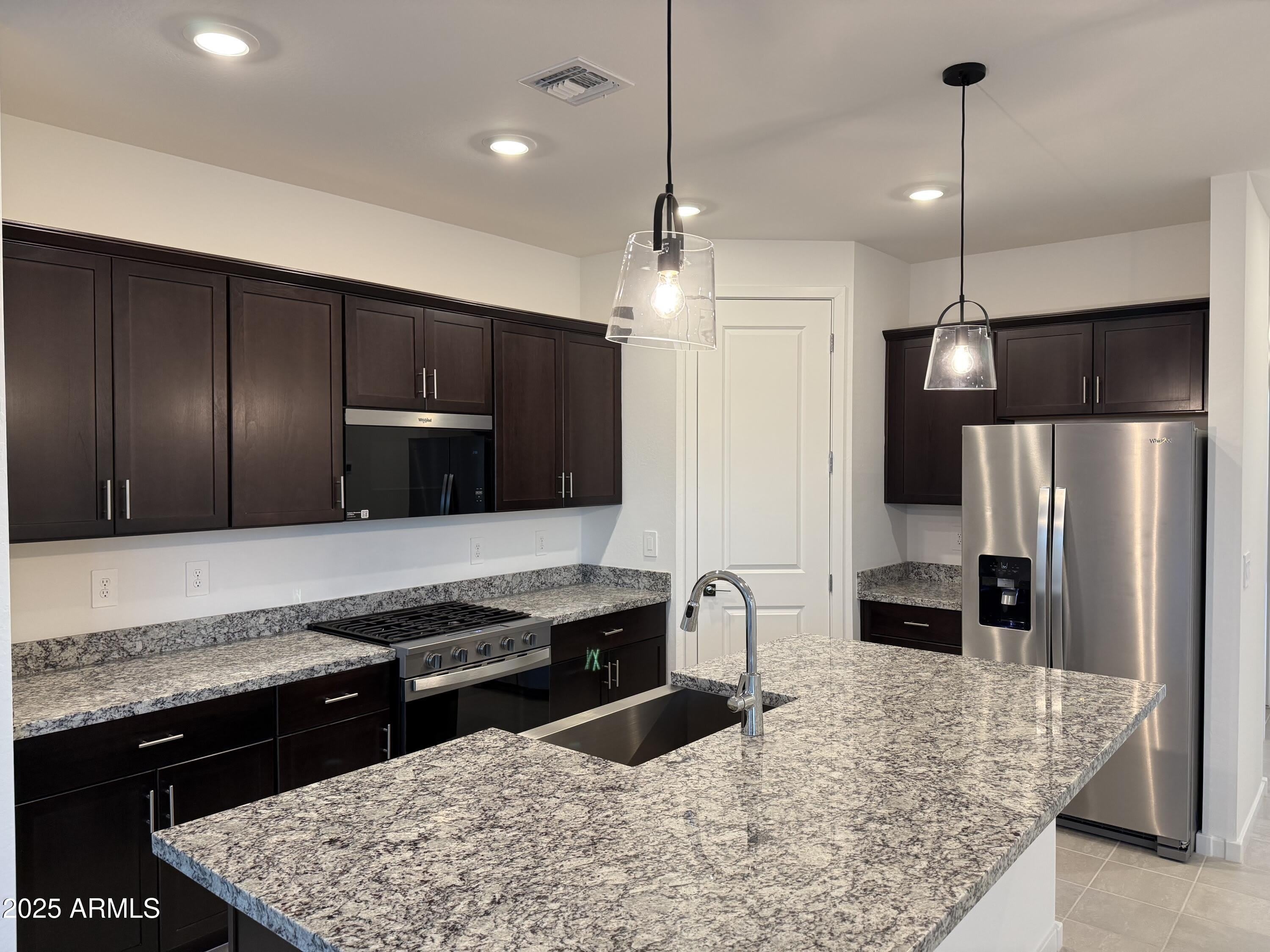 4235 W YOLANDA Lane – photo 2