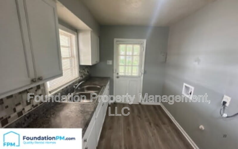 3076 Signal Street – photo 3