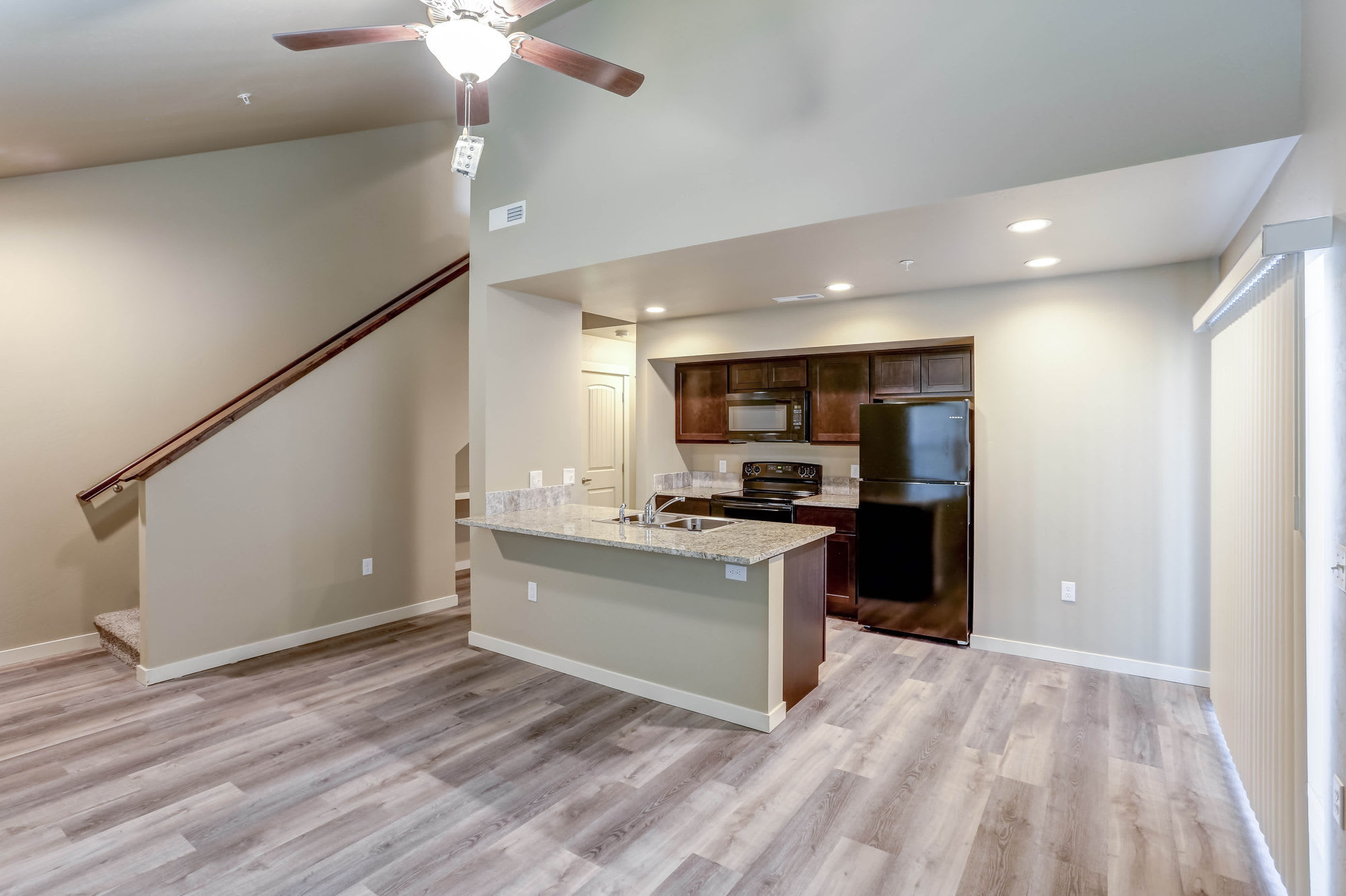 Cedar Park Canyon Falls Townhomes – photo 2