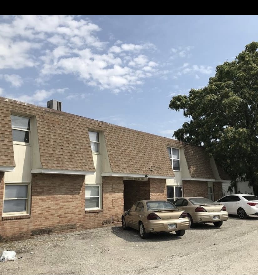 1004 Seminary St – photo 1