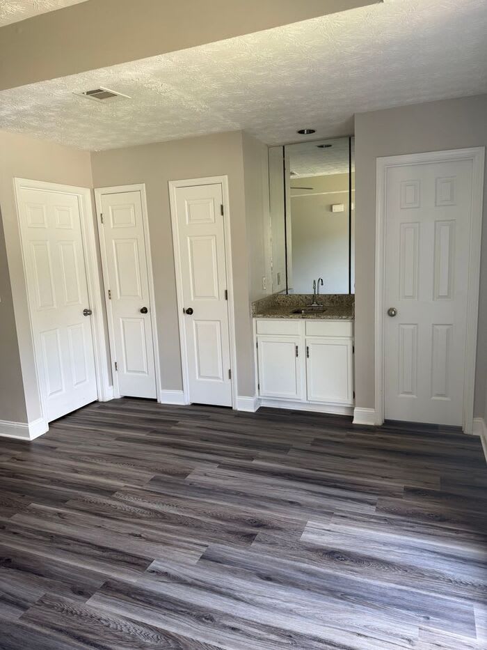 2107 Fairway Court Southeast – photo 4
