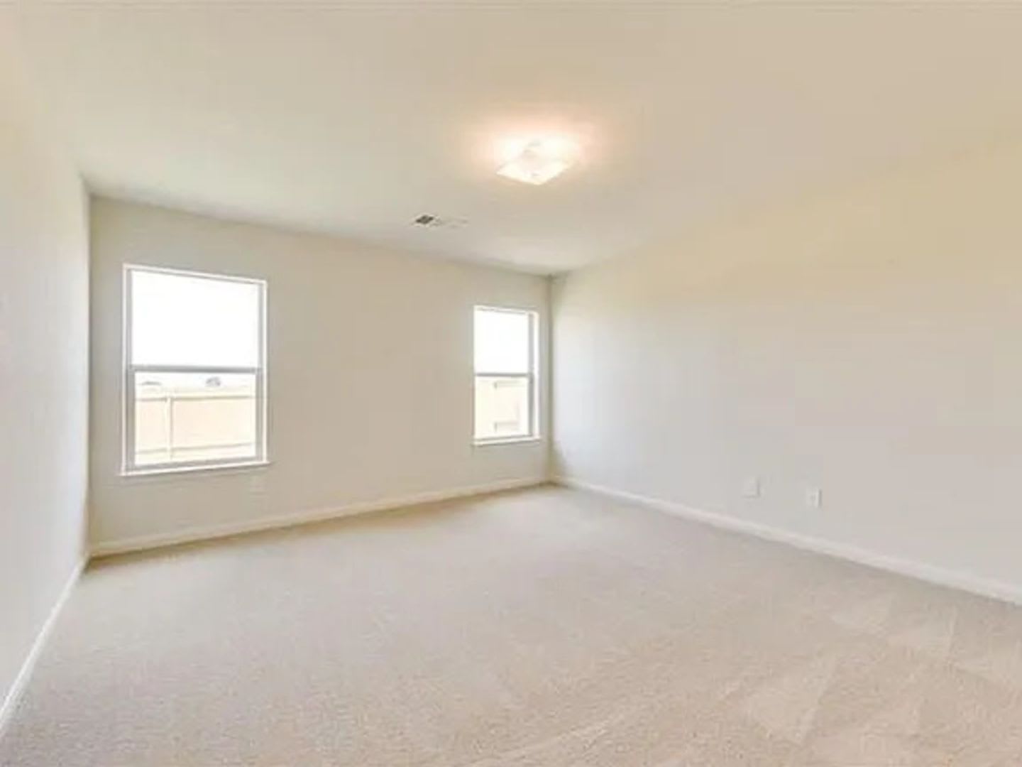 Charming 3BR House in Princeton – photo 5
