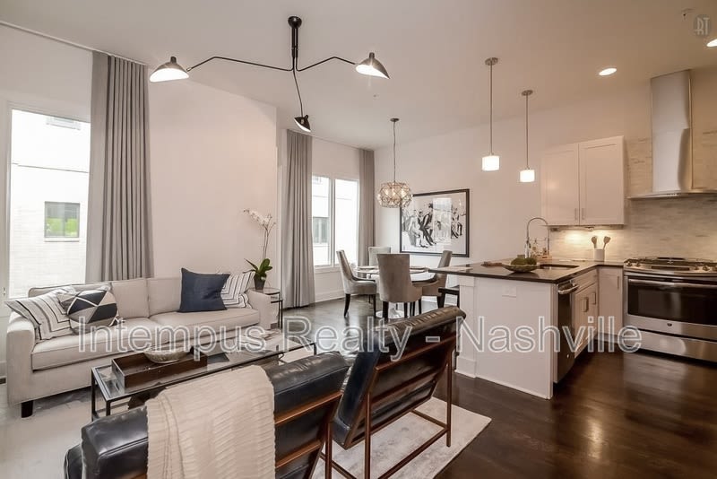 821 Melpark Ct – photo 3