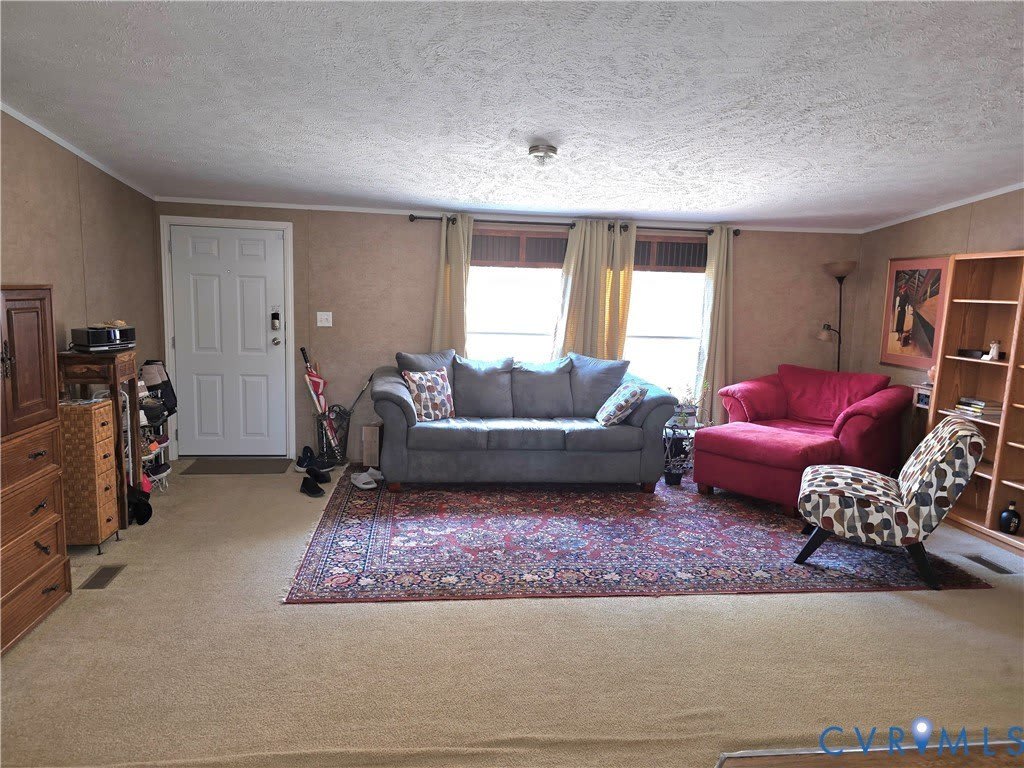 1585 Ullainee Road – photo 4
