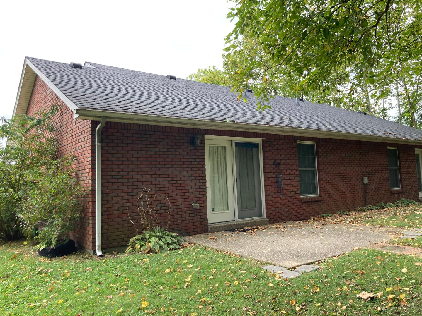 ** NO August Prorated Rent with Signed Lease NOW! ** – photo 4