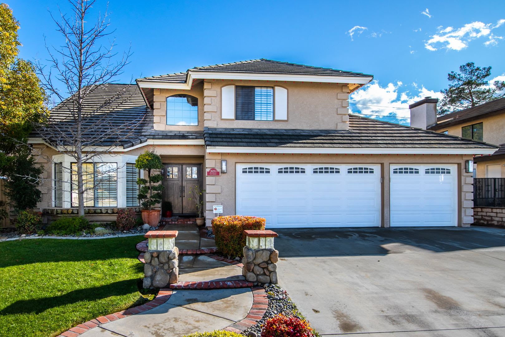 Beautiful 4 Bedroom Home on Cul-de-sac – photo 2