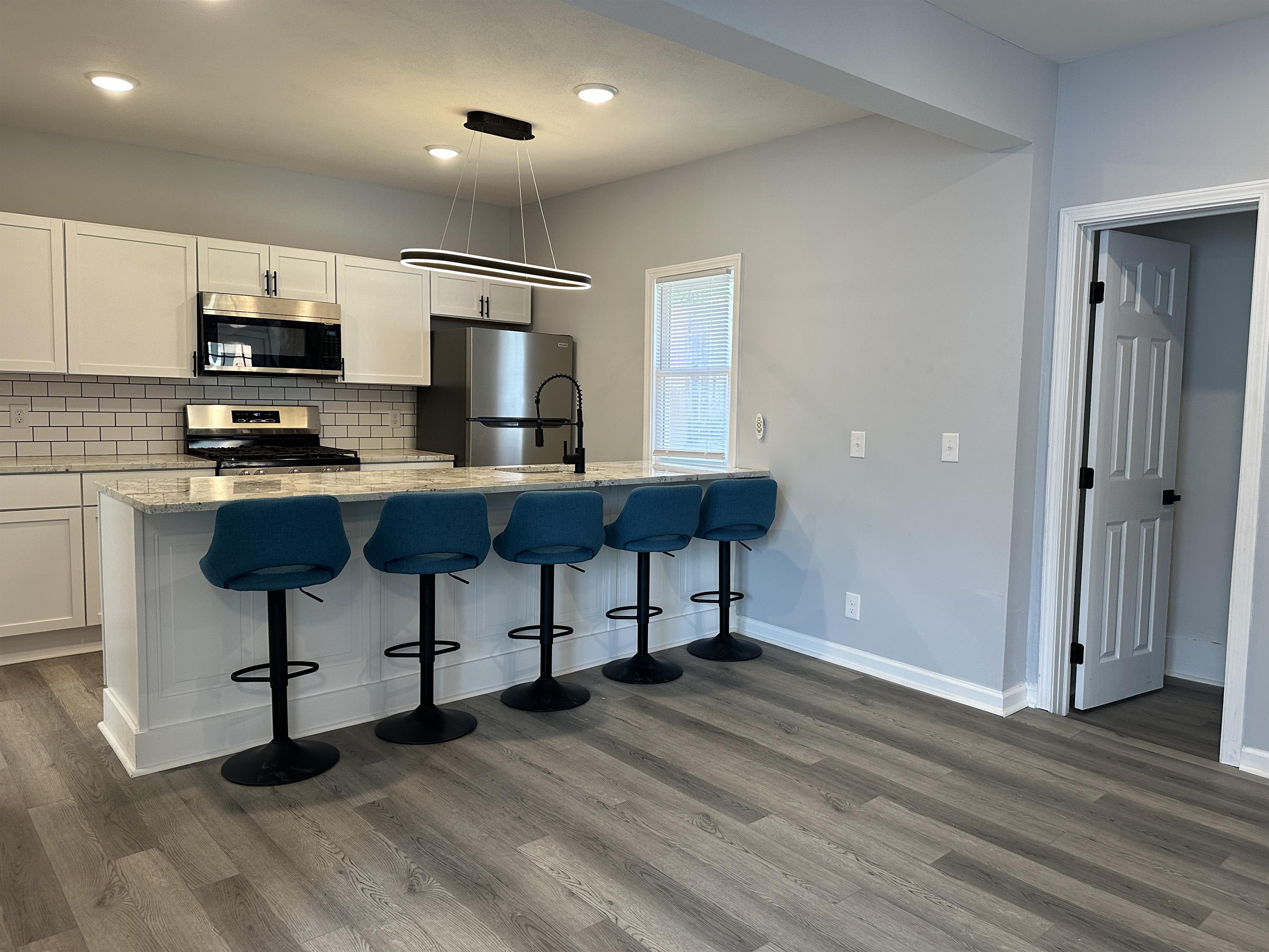 309 Oak Street – photo 4
