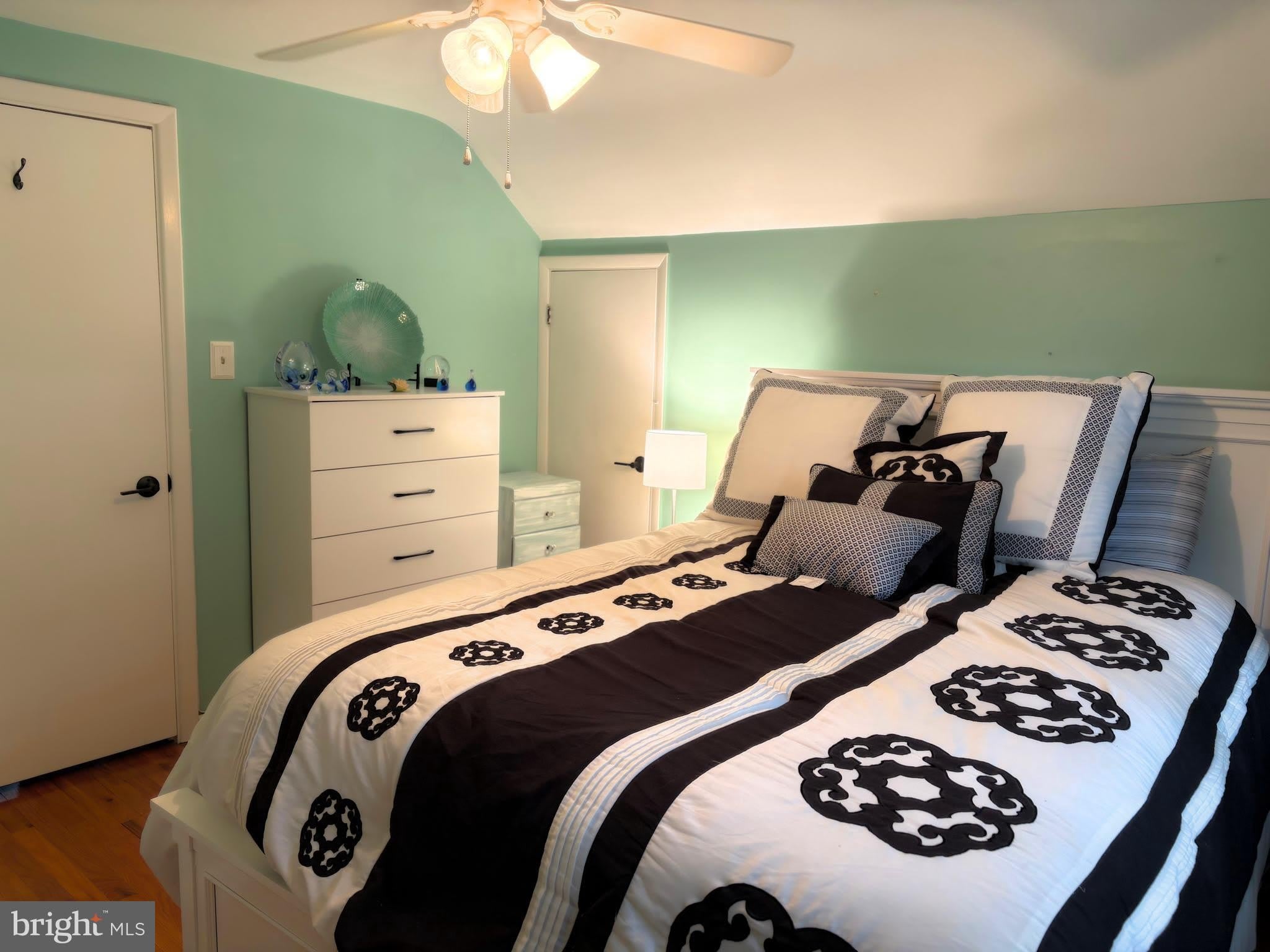 25 VALLEY Road – photo 3