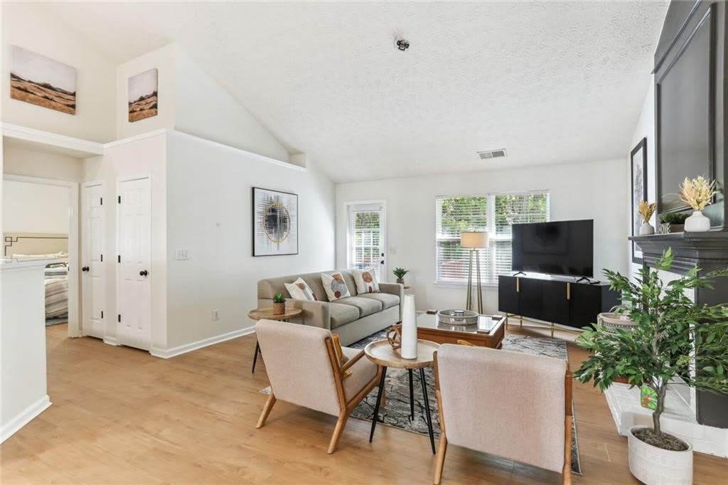 859 Springchase Drive – photo 5