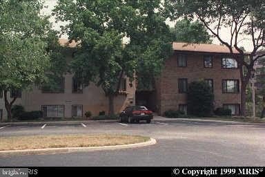 10087 Windstream Drive – photo 2