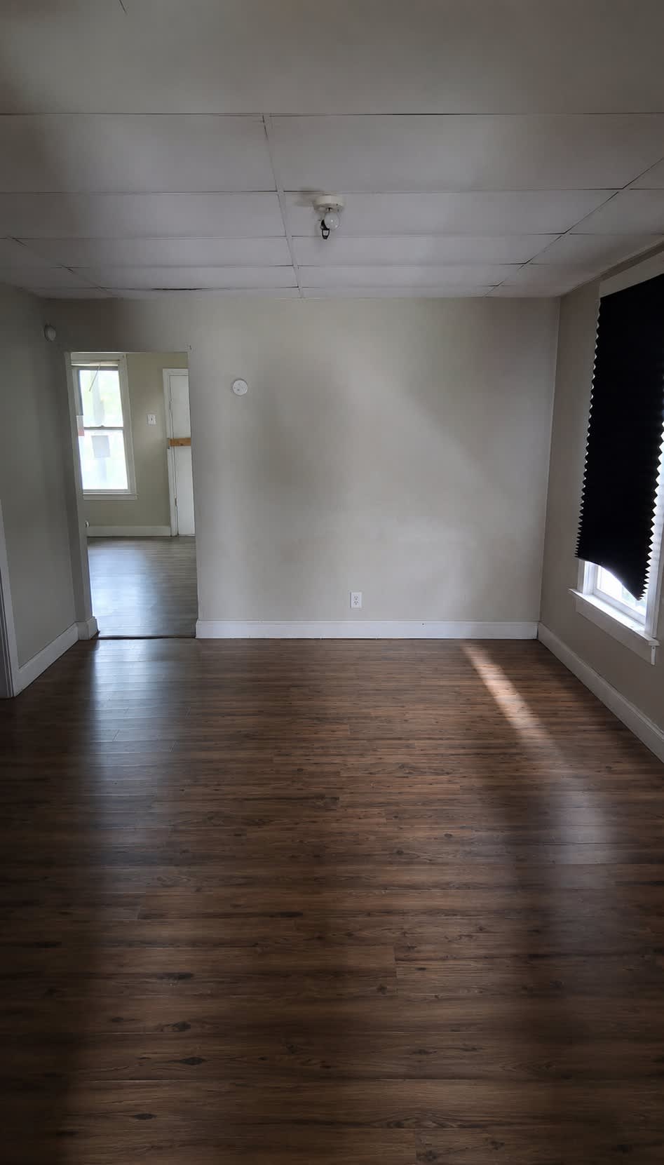 1610 S Lydia Ave – photo 2