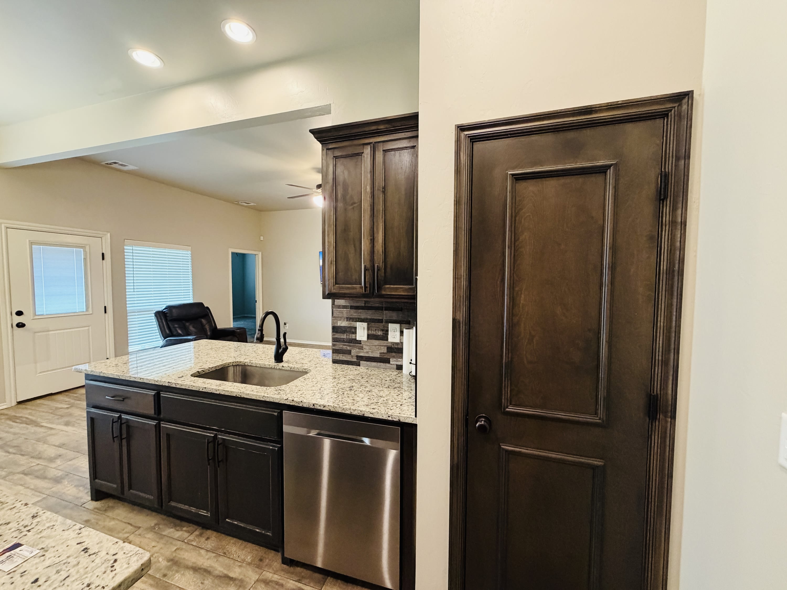 465 Maple Drive – photo 4