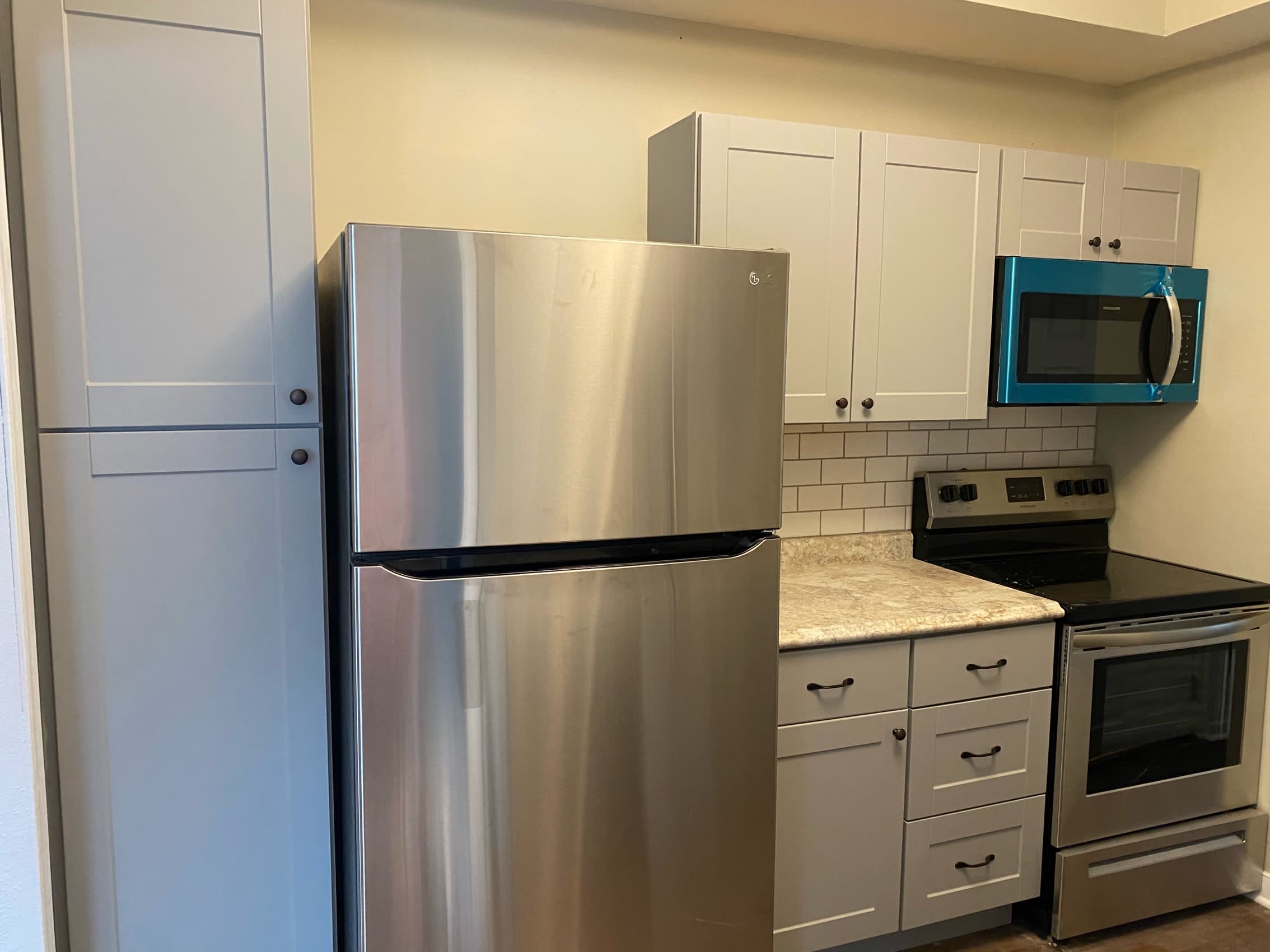 985 28th Street – photo 4