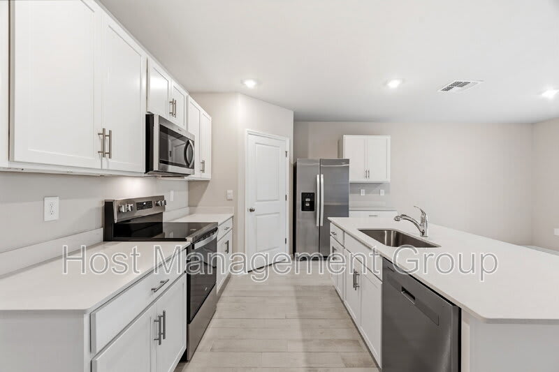 25214 Cadiz Drive – photo 5
