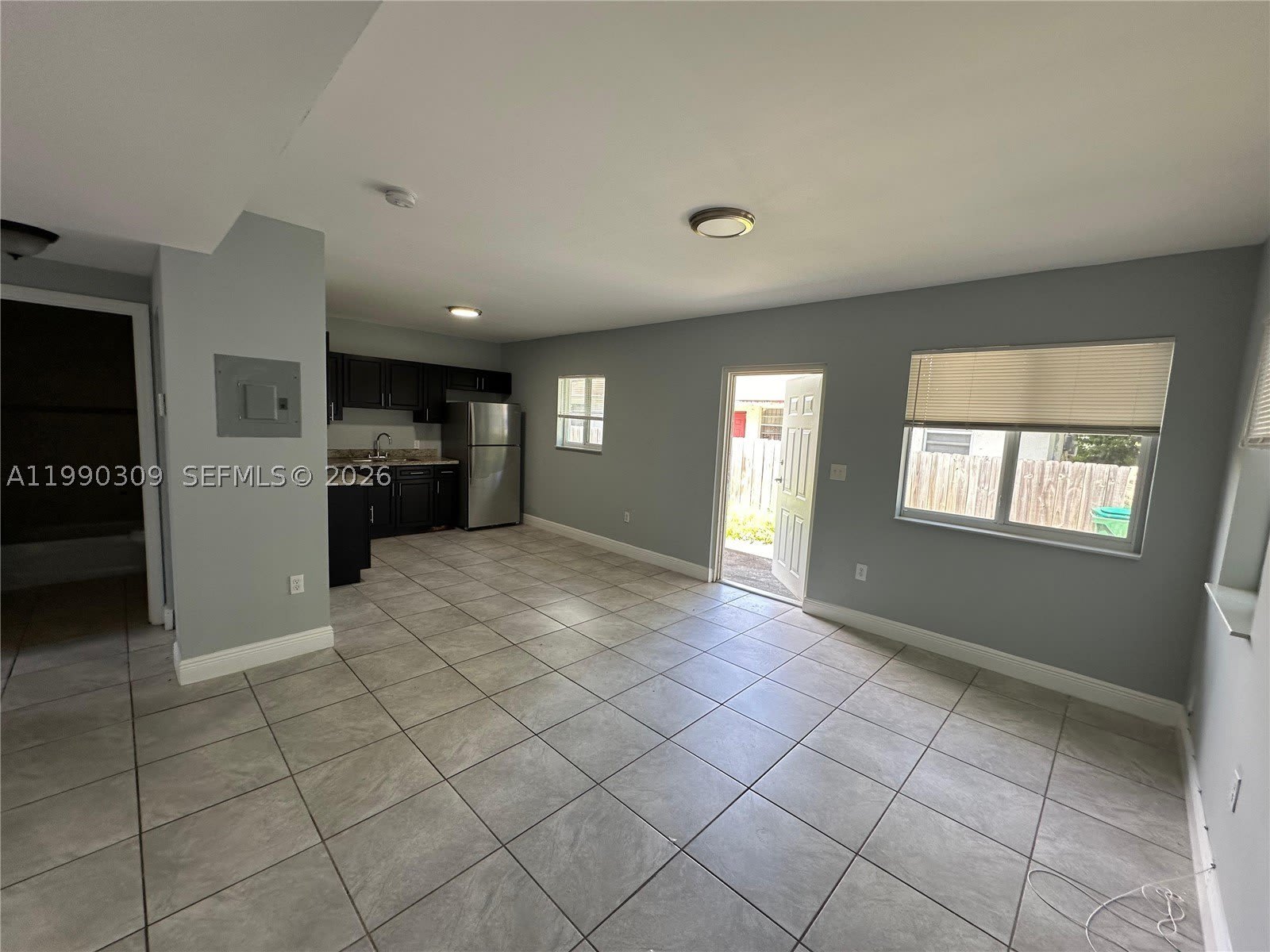 6801 NW 2nd Ct – photo 4